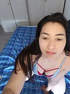 Snapshot of ANGELY_WET_JEET chatting on 07-31-26, 08:28 ANGELY WET JEET online show from 07-31-26, 08:28