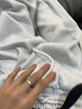 NniuAh online show from 02-24-26, 10:38