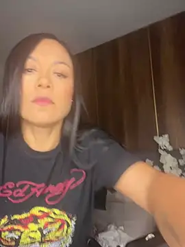 Snapshot of Tiffanyy_Lam chatting on 02-27-26, 10:20 Tiffanyy Lam online show from 02-27-26, 10:20