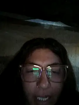 Snapshot of -BOBE1 chatting on 03-01-26, 05:07 -BOBE1 online show from 03-01-26, 05:07