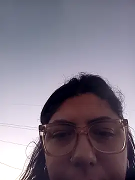 Snapshot of -BOBE1 chatting on 03-03-26, 11:12 -BOBE1 online show from 03-03-26, 11:12