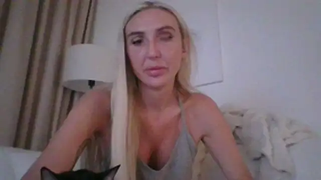 kinkykara25 online show from 03-07-26, 04:56