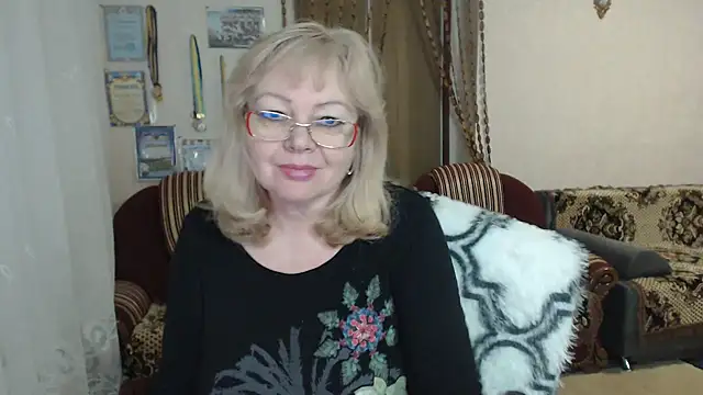 Snapshot of StellaLarsen1 chatting on 03-01-26, 04:18 StellaLarsen1 online show from 03-01-26, 04:18