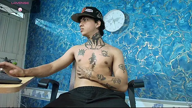 Snapshot of Tessarion_Black chatting on 03-03-26, 04:30 Tessarion Black online show from 03-03-26, 04:30