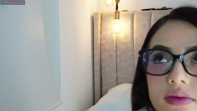 Snapshot of Gaby_evansz chatting on 04-21-26, 09:16 Gaby evansz online show from 04-21-26, 09:16