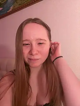 cutefoxieee online show from 08-04-26, 10:14