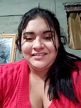 Snapshot of Orianamzn21 chatting on 05-02-26, 05:23 Orianamzn21 online show from 05-02-26, 05:23