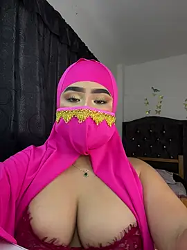 Yasmin cute online show from 04-25-26, 09:45