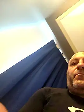 sissy2727 online show from 04-17-26, 09:50