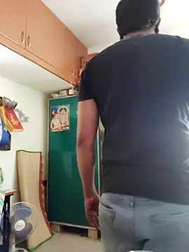 Snapshot of magicmovemen chatting on 02-27-26, 09:53 magicmovemen online show from 02-27-26, 09:53