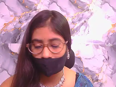 Snapshot of Aayesha-queen chatting on 05-14-26, 04:42 Aayesha-queen online show from 05-14-26, 04:42