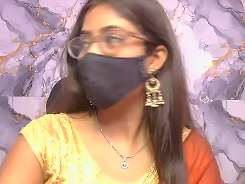 Snapshot of Aayesha-queen chatting on 06-12-26, 04:21 Aayesha-queen online show from 06-12-26, 04:21
