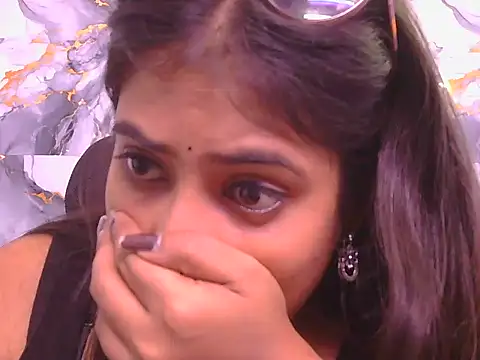 Snapshot of Aayesha-queen chatting on 05-16-26, 10:36 Aayesha-queen online show from 05-16-26, 10:36