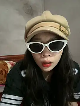 Snapshot of Nancyk6 chatting on 06-09-26, 03:18 Nancyk6 online show from 06-09-26, 03:18