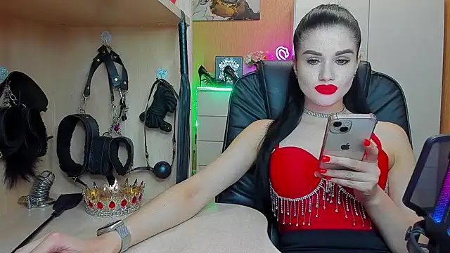 Snapshot of KristiTopxx chatting on 09-18-25, 06:44 KristiTopxx online show from 09-18-25, 06:44