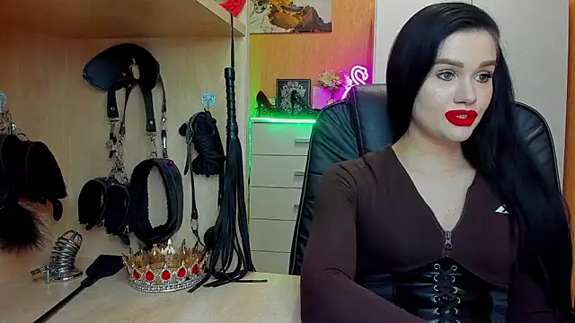 Snapshot of KristiTopxx chatting on 05-26-26, 06:28 KristiTopxx online show from 05-26-26, 06:28