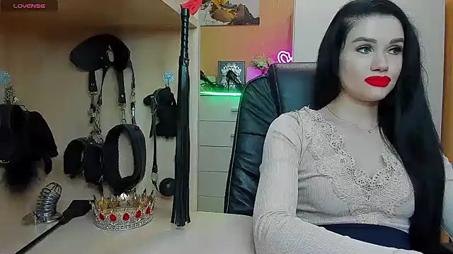 Snapshot of KristiTopxx chatting on 06-08-26, 07:14 KristiTopxx online show from 06-08-26, 07:14