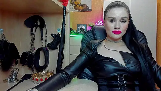 KristiTopxx online show from 06-15-26, 07:24