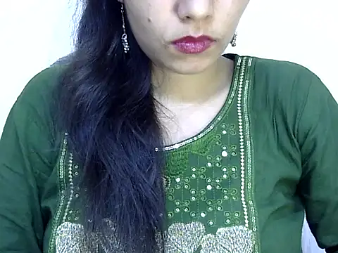 Neha Sharma2 online show from 04-08-26, 08:27