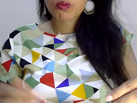 Neha Sharma2 online show from 04-15-26, 09:48