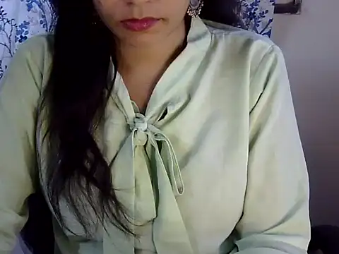 Neha Sharma2 online show from 07-07-26, 01:03