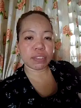 Snapshot of sweet_lhyn chatting on 05-21-26, 05:05 sweet lhyn online show from 05-21-26, 05:05