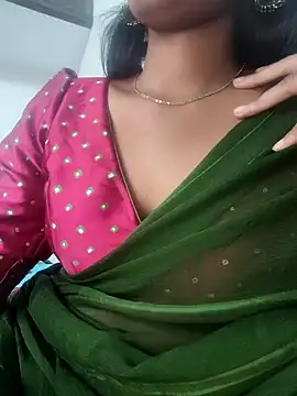 Lovely sanah online show from 02-24-26, 12:28