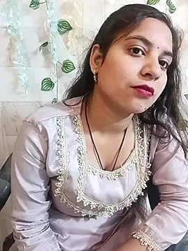 lovely-girl99 online show from 04-11-26, 07:45