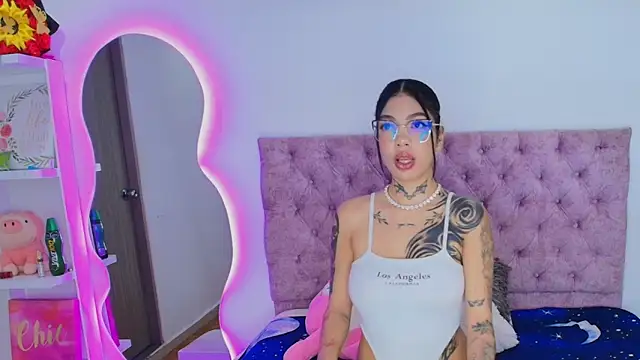 CamilaVelour online show from 03-30-26, 05:53