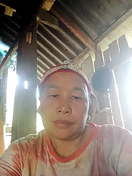 Snapshot of heesuu11 chatting on 02-26-26, 04:45 heesuu11 online show from 02-26-26, 04:45