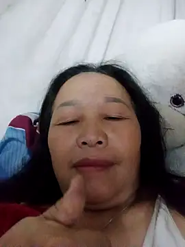 heesuu11 online show from 03-12-26, 09:52