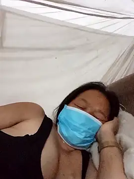 heesuu11 online show from 04-09-26, 07:09