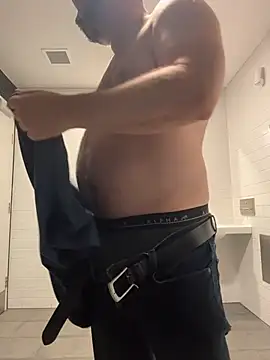 chubbylittlesecret online show from 04-15-26, 01:33