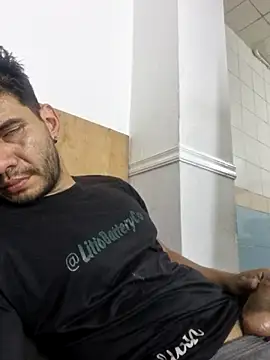 boyp3netrat0r online show from 03-10-26, 01:42