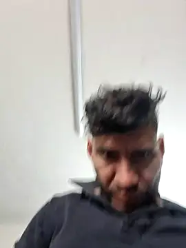 boyp3netrat0r online show from 04-12-26, 06:44