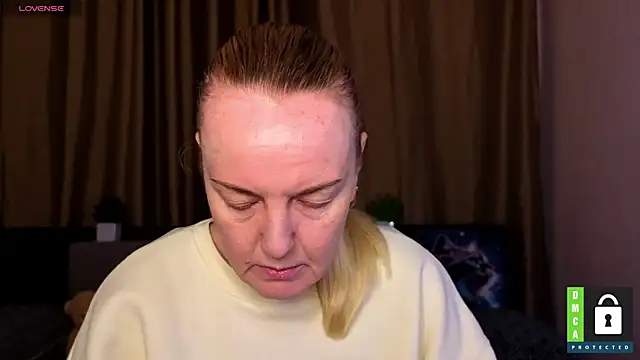 Snapshot of Bella_soulmate chatting on 05-03-26, 05:23 Bella soulmate online show from 05-03-26, 05:23