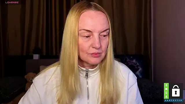 Snapshot of Bella_soulmate chatting on 05-06-26, 05:22 Bella soulmate online show from 05-06-26, 05:22