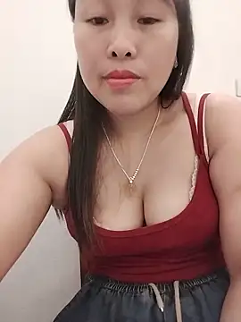 Snapshot of 01_ANNA_01 chatting on 06-16-26, 05:24 01 ANNA 01 online show from 06-16-26, 05:24