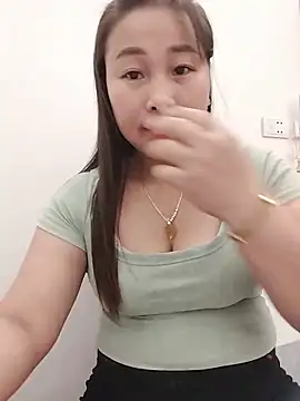Snapshot of 01_ANNA_01 chatting on 06-17-26, 05:34 01 ANNA 01 online show from 06-17-26, 05:34