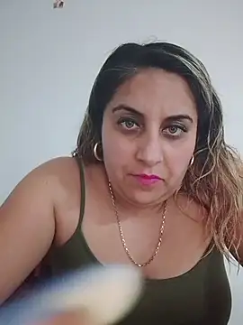 Snapshot of I_amXenox chatting on 02-26-26, 01:00 I amXenox online show from 02-26-26, 01:00