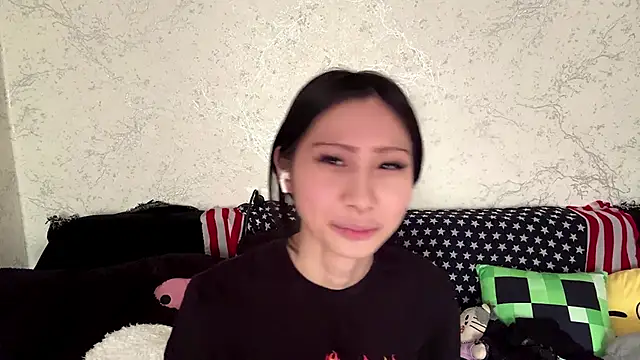 kishagrayone online show from 05-15-26, 12:47
