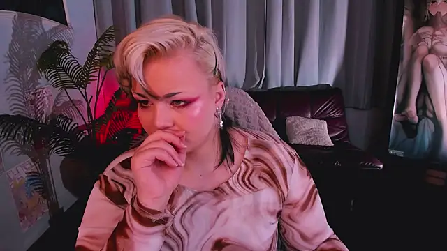 Snapshot of HwasaMoore chatting on 02-28-26, 01:44 HwasaMoore online show from 02-28-26, 01:44