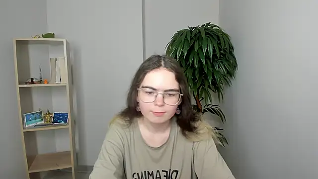 Snapshot of MyrlZangger chatting on 02-27-26, 09:53 MyrlZangger online show from 02-27-26, 09:53