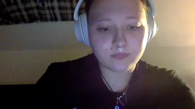 Snapshot of AriaWet chatting on 02-24-26, 05:36 AriaWet online show from 02-24-26, 05:36