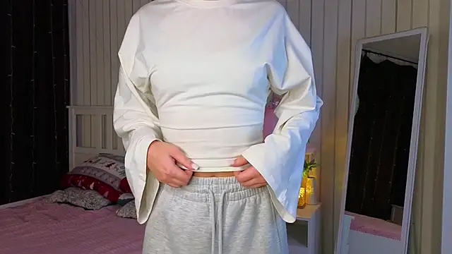 EarthaLevra online show from 04-07-26, 08:43