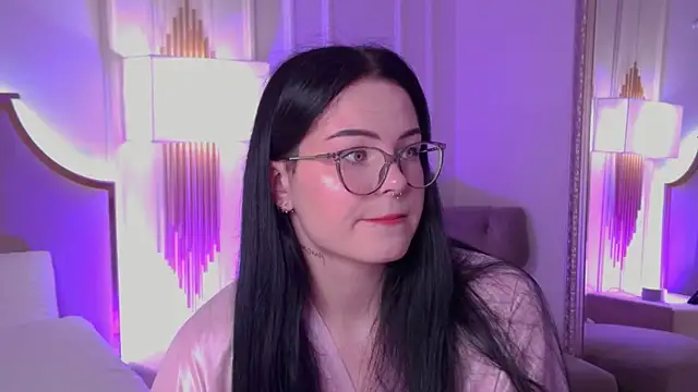 Snapshot of CindyMil chatting on 07-22-26, 06:04 CindyMil online show from 07-22-26, 06:04