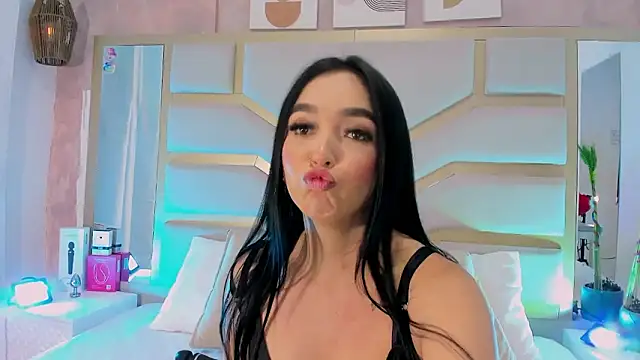 Samantha-Pardo online show from 03-05-26, 02:35