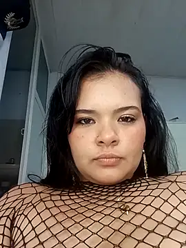 Snapshot of Emily_Rouse23 chatting on 04-23-26, 04:52 Emily Rouse23 online show from 04-23-26, 04:52