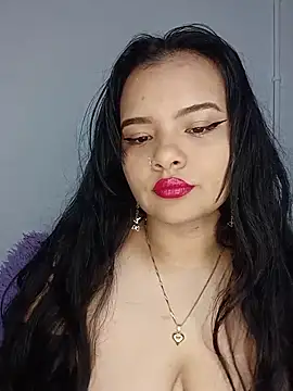Snapshot of Emily_Rouse23 chatting on 05-19-26, 02:51 Emily Rouse23 online show from 05-19-26, 02:51