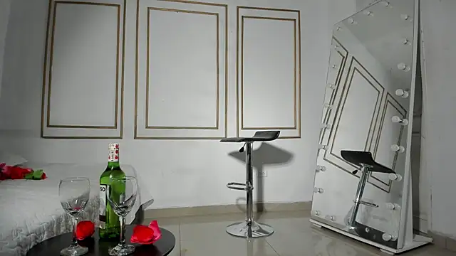 emily gaviria1 online show from 03-08-26, 12:08